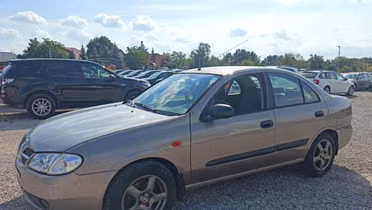 NISSAN Almera