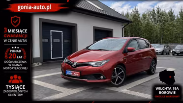 TOYOTA Auris