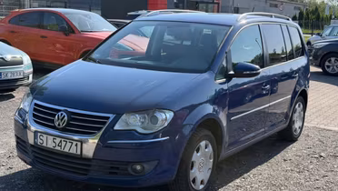 VOLKSWAGEN Touran