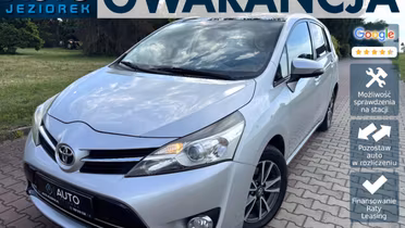 TOYOTA Verso