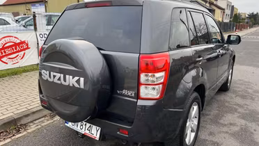 SUZUKI Grand Vitara