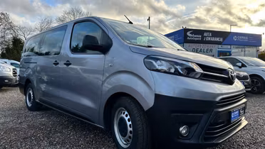 TOYOTA Proace