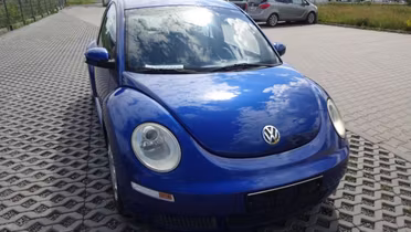 VOLKSWAGEN New Beetle