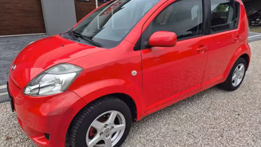 DAIHATSU Sirion