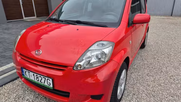 DAIHATSU Sirion