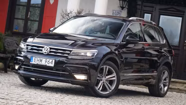 VOLKSWAGEN Tiguan