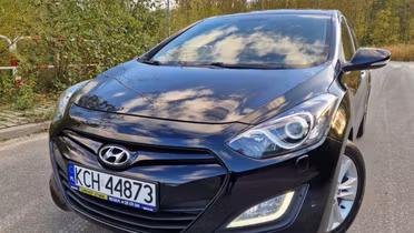 HYUNDAI i30