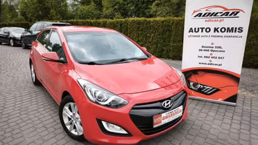 HYUNDAI i30