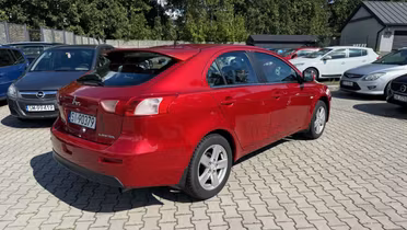MITSUBISHI Lancer