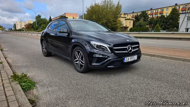 MERCEDES-BENZ GLA