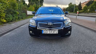 TOYOTA Avensis