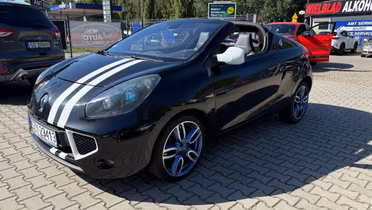 RENAULT Wind