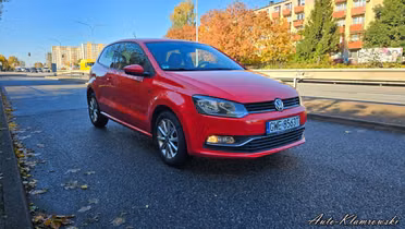 VOLKSWAGEN Polo