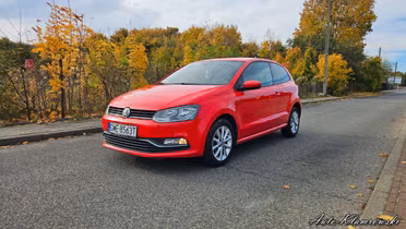 VOLKSWAGEN Polo