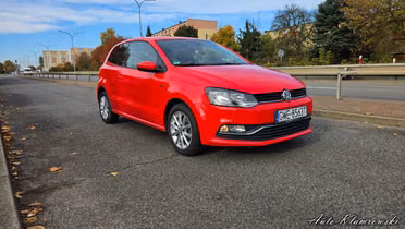 VOLKSWAGEN Polo