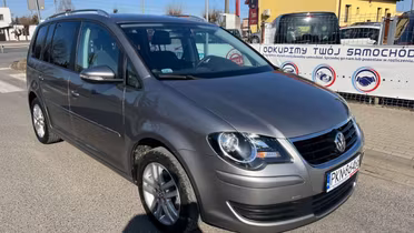 VOLKSWAGEN Touran
