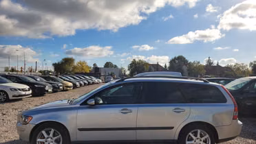 VOLVO V50