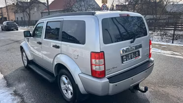 DODGE Nitro
