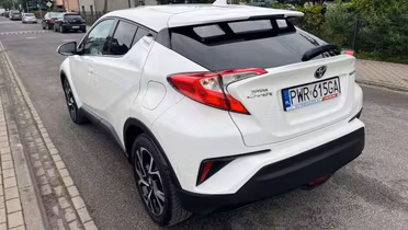TOYOTA C-HR