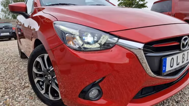 MAZDA 2