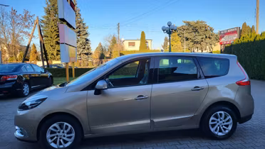 RENAULT Grand Scenic