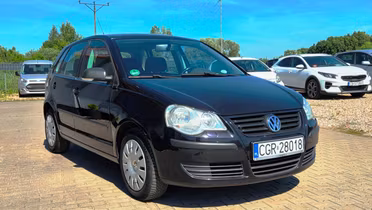 VOLKSWAGEN Polo