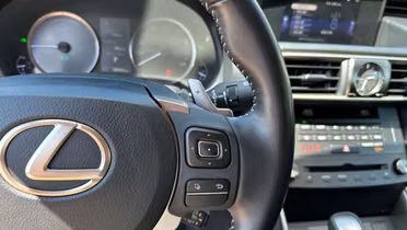 LEXUS IS