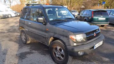 MITSUBISHI Pajero Pinin