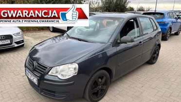 VOLKSWAGEN Polo