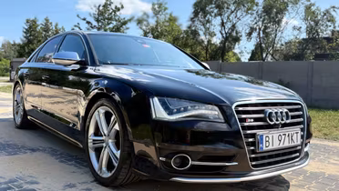 AUDI S8