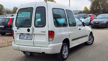 VOLKSWAGEN Caddy
