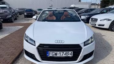 AUDI TT