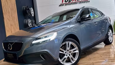 VOLVO V40 Cross Country