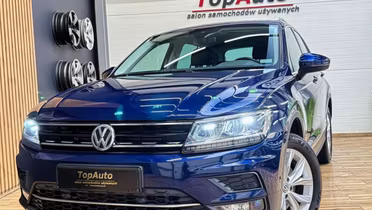 VOLKSWAGEN Tiguan
