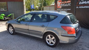 PEUGEOT 407