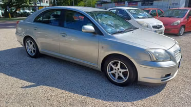 TOYOTA Avensis