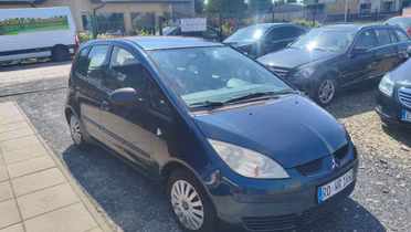 MITSUBISHI Colt