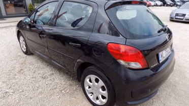 PEUGEOT 207
