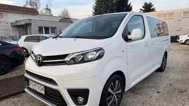 TOYOTA Proace Verso