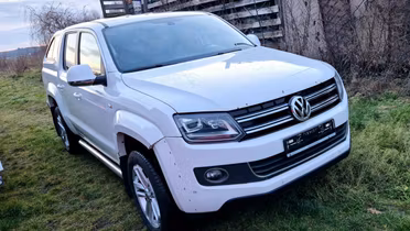 VOLKSWAGEN Amarok