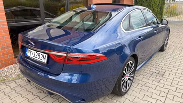 JAGUAR XF