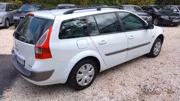 RENAULT Megane