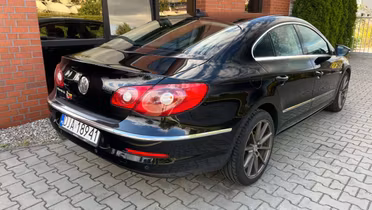 VOLKSWAGEN Passat CC
