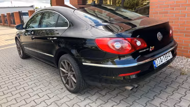 VOLKSWAGEN Passat CC