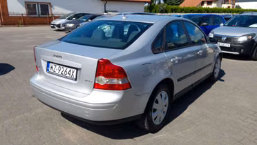 VOLVO S40
