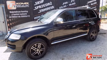 VOLKSWAGEN Touareg