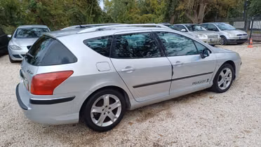 PEUGEOT 407