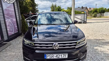 VOLKSWAGEN Tiguan