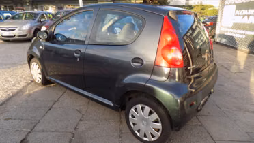 PEUGEOT 107