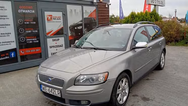 VOLVO V50